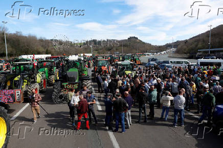 FILE PHOTO: French and Spanish farmers join forces to block border at Biriatou