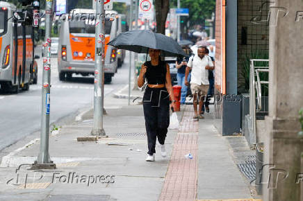 Temperatura cai em So Paulo