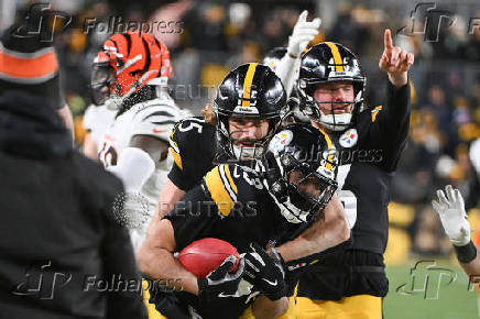 NFL: Cincinnati Bengals at Pittsburgh Steelers