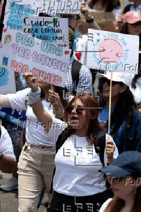 Activistas provida marchan en Mxico para pedir respeto a la vida y atencin a mujeres