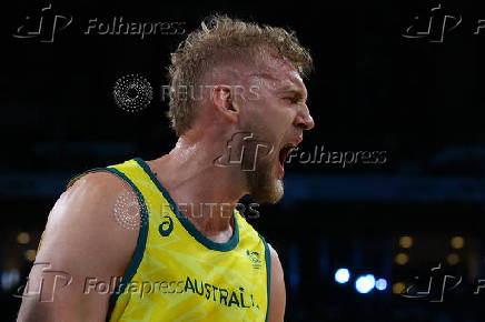 Basketball - Men's Group Phase - Group A - Australia vs Spain