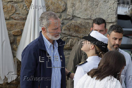 Los reyes Felipe y Letizia almuerzan con Leonor en Villagarca de Arousa