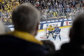 Spengler Cup 2024 - Straubing Tigers vs HC Davos