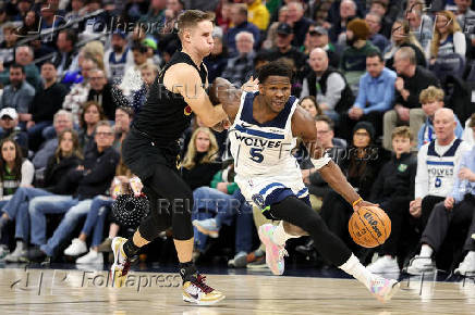 NBA: Cleveland Cavaliers at Minnesota Timberwolves