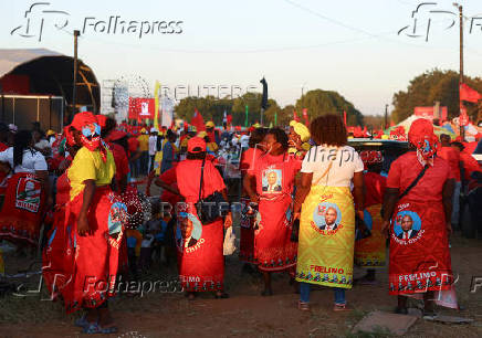 Mozambique opposition party Frelimo holds final rally ahead of election