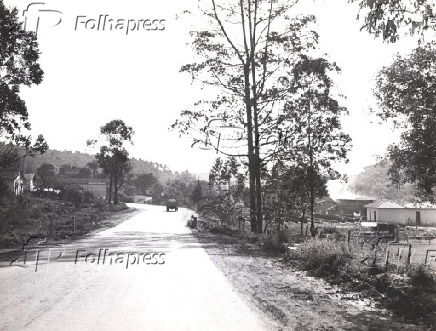 1957Rodovia Anhanguera em 1957. (So