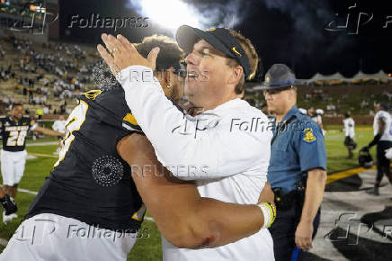 NCAA Football: Buffalo at Missouri