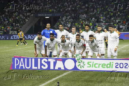 Partida entre Palmeiras e Novo Horinzotino pelo Campeonato Paulista