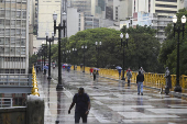 Forte chuva no Viaduto Santa Ifignia em SP