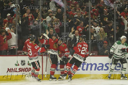 NHL: Dallas Stars at Chicago Blackhawks