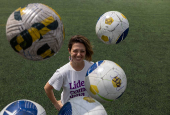 Jlia Vergueiro fundou Nossa Arena, espao para mulheres jogarem futebol society