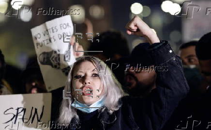 Third night of nationwide protests against far-right independent runoff candidate Calin Georgescu