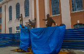 HEROIS VOLUNTARIOS / MONUMENTO / ORLA DO GUAIBA / RESGATES / ENCHENTE