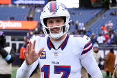 NFL: Buffalo Bills at New England Patriots