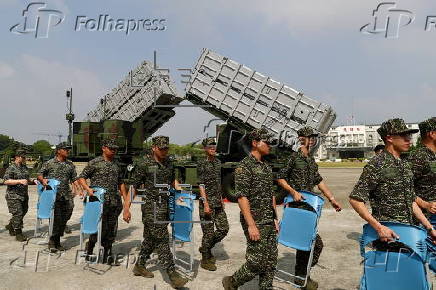 Taiwanese President Lai visits military camp in Taoyuan