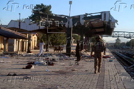 Security intensified in Karachi after Quetta railway station blast