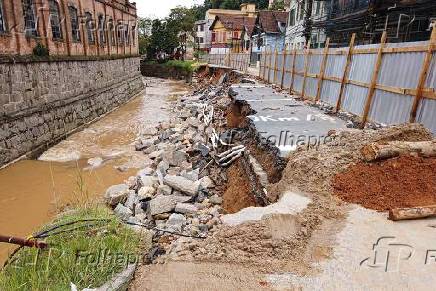 Folhapress Fotos Chuva Causa Mortes E Deixa Rastro De Destrui O Em Petr Polis Rj