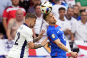 Inglaterra e Eslovquia jogam pelas oitavas da Eurocopa