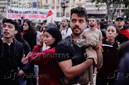 Protest against management of emergency response to the deadly floods in Valencia