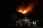 Firefighters battle 'Airport Fire' wildfire in California