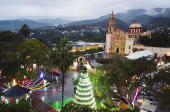 Mexicans living in the U.S. return to Mexico to spend the Christmas holiday with their families