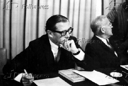 1966O economista e diplomata Roberto