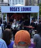 Palco da casa noturna Rosas Lounge no Festival de Blues de Chicago 