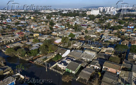 Ruas alagadas no bairro Niteri, na cidade de Canoas (RS)