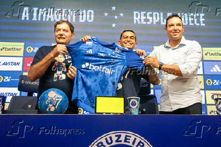 CRUZEIRO APRESENTACAO DO JOGADOR DUDU