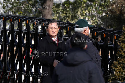 South Korea court issues arrest warrant for President Yoon