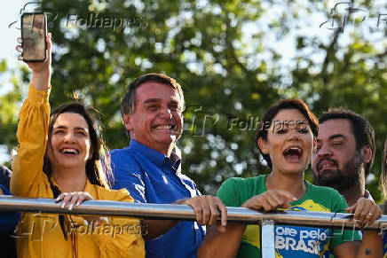 Jair Bolsonaro participa da Marcha para Jesus no Rio