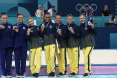 Ginastas do Brasil festejam o Bronze em Paris