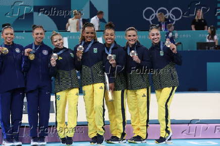 Ginastas do Brasil festejam o Bronze em Paris