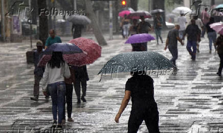 Chuva na regio central de So Paulo