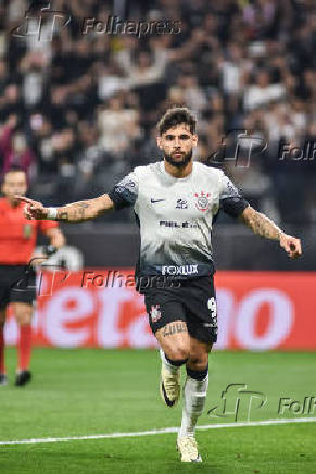 Corinthians e Grmio pelo Campeonato Brasileiro