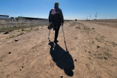 Venezolano llega con un solo pie a la frontera de Mxico en busca de una prtesis en EE.UU