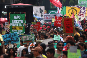 Ato contra as queimadas na Av Paulista em SP