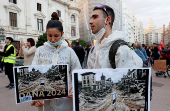 Protest against management of emergency response to the deadly floods in Valencia