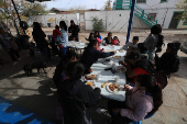 Celebran 'Da de Gracias' en un albergue migrante en la frontera norte de Mxico