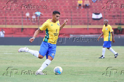 Jogo de despedida do volante Paulinho