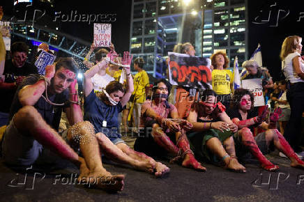 Protest against the government and to show support for the hostages who were kidnapped during the deadly October 7 attack, in Tel Aviv