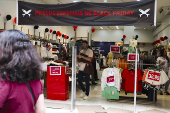 Lojistas preparam as ofertas para a Black Friday