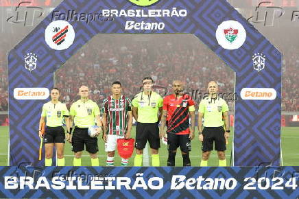 Partida entre o athletico contra o fluminense pelo campeonato brasileiro da srie a