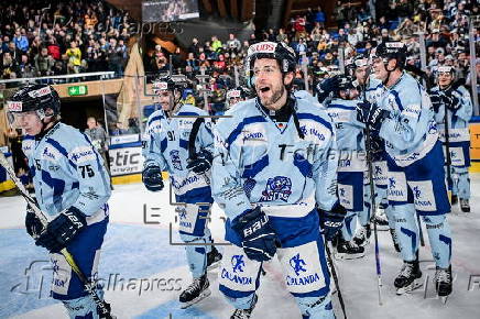 Spengler Cup 2024 - Team Canada vs Straubing Tigers