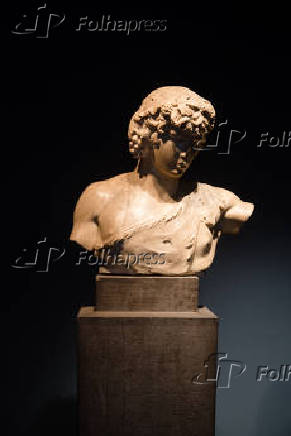 Busto clssico doado ao Museu Nacional de Belas Artes