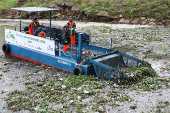Governador Joo Doria inicia testes com ecobarcos coletores de resduos flutuantes - Dia Mundial do Meio Ambiente