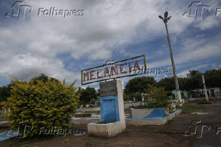 Povoado de Melancia; populao evita as ruas e o centro