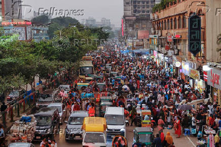 Vehicles stuck in traffic on Mirpur road in the New Market area, in Dhaka