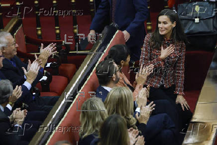 La reina doa Letizia preside el acto de entrega de la XIV edicin de los Premios Luis Carandell de periodismo parlamentario.