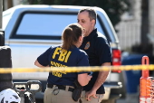 Agentes do fbi e do atf invadem uma residncia onde o suspeito shamsud-din jabbar ficou enquanto estava em nova orleans, louisiana, antes do ataque terrorista da bourbon street no dia de ano novo